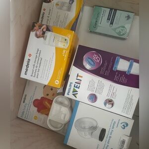 Breast Pump and Storage Set alcohol strips